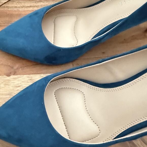 Kelly & Katie Blue Heels - Picture 7 of 16